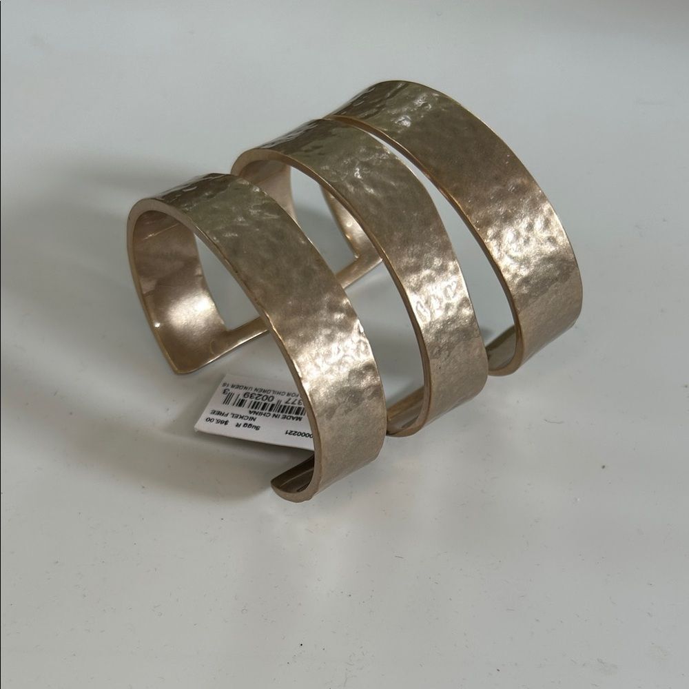 RACHEL by Rachel Roy Chunky Hammered Matte Gold Tone Cuff Bracelet NWT